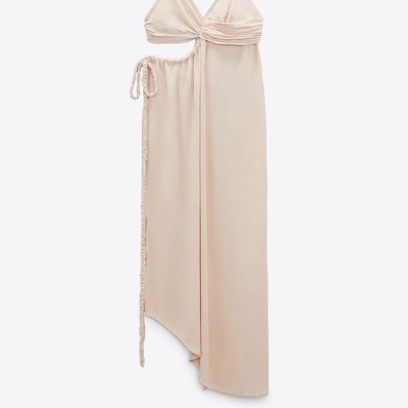 CUT OUT MAXI DRESS - Picture 5 of 8